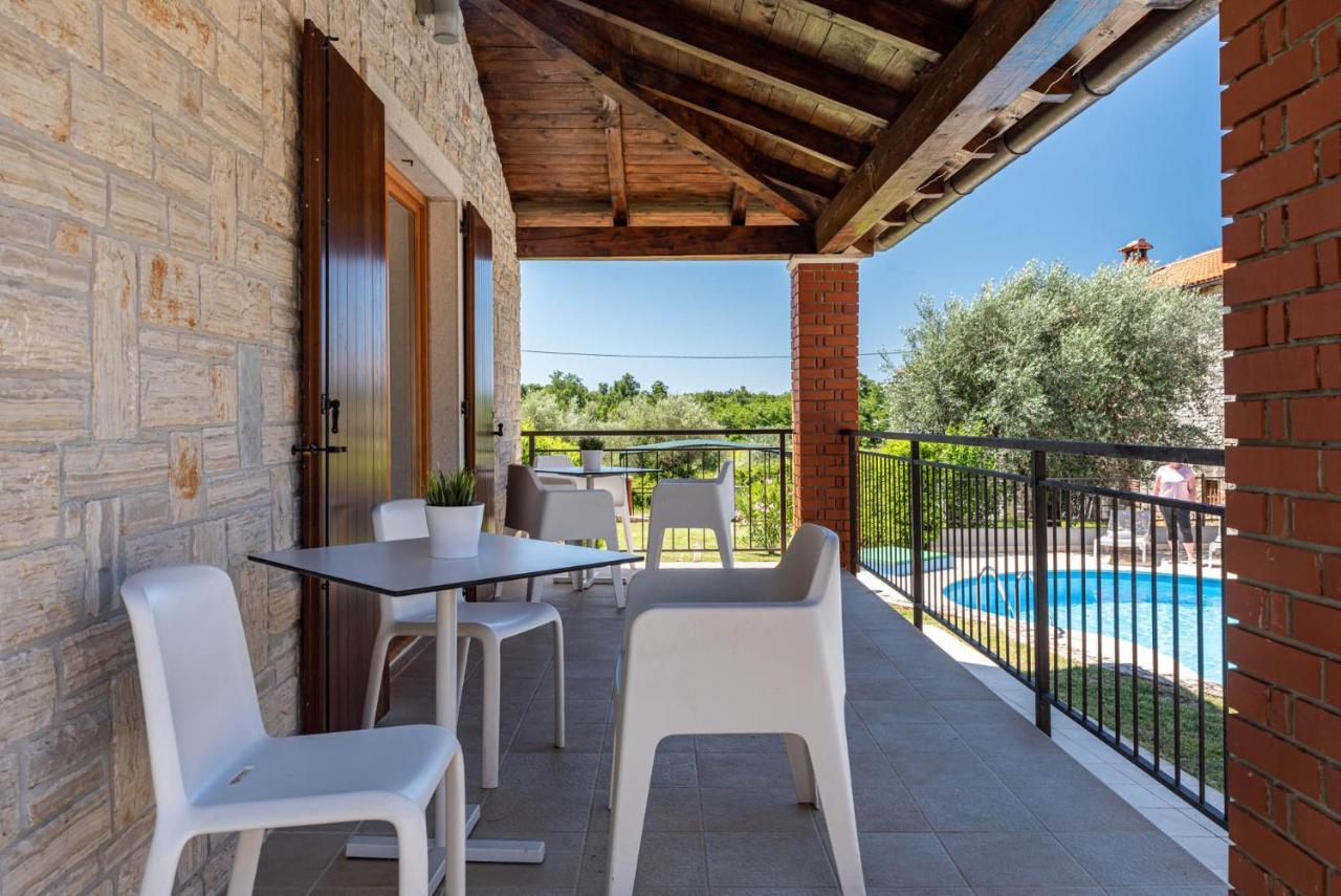 Villas Kolumbera With Private Pools エクステリア 写真