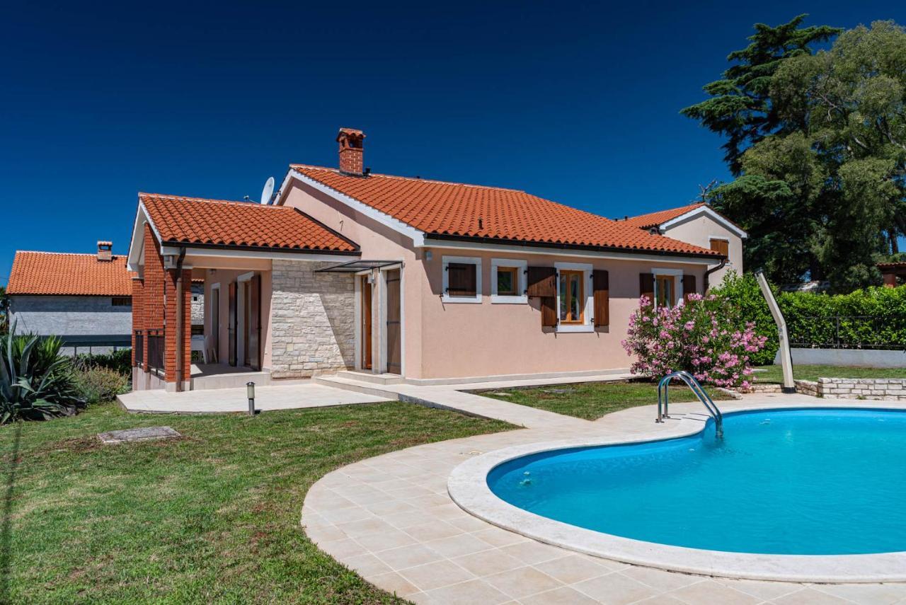 Villas Kolumbera With Private Pools エクステリア 写真