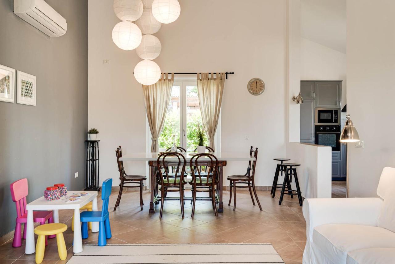 Villas Kolumbera With Private Pools エクステリア 写真