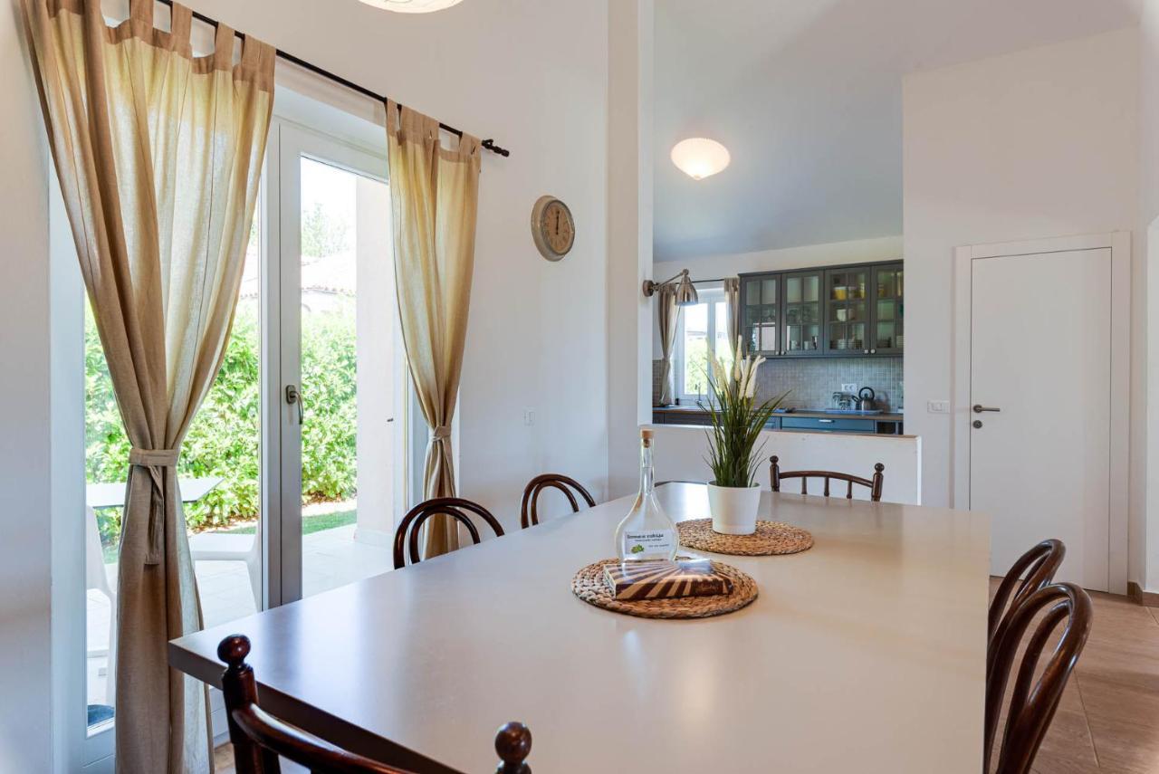 Villas Kolumbera With Private Pools エクステリア 写真