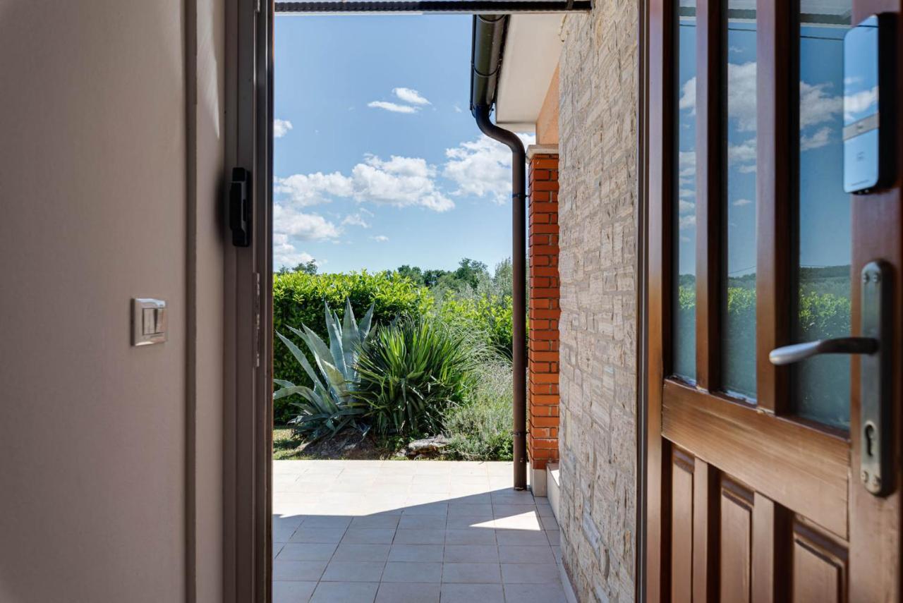 Villas Kolumbera With Private Pools エクステリア 写真