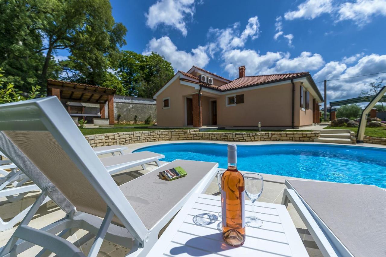 Villas Kolumbera With Private Pools エクステリア 写真